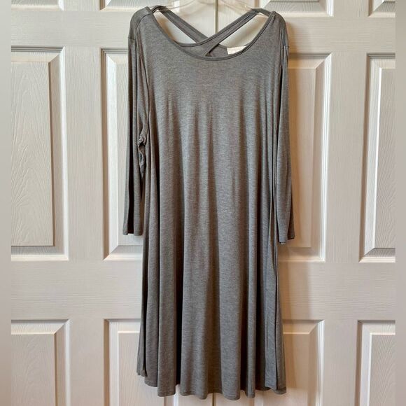 Forever 21 Heather Gray Plus Size Keyhole Back Dress 1X NEW - Picture 1 of 6